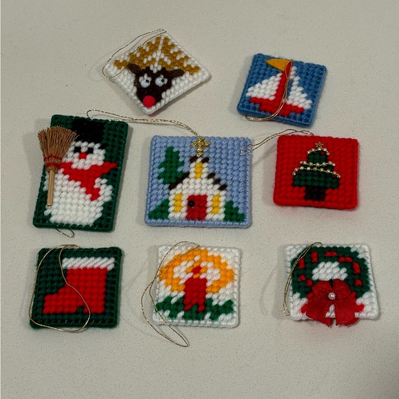 Vintage Knit Christmas Ornaments Set of 8 - Picture 3 of 6